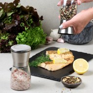 Kesper Μύλοι Αλατιού και Πιπεριού Σετ 2τμχ Γυαλί με Ανοξείδωτο Ατσάλι 6,5x6,5x13,5εκ 