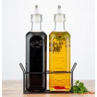 Kilner Λάδι-Ξύδι Σετ 3τμχ Μπουκάλια Γυάλινα Τετράγωνα με Ανοξείδωτες Ροές σε Βάση Μεταλλική 0,6L/20x10,9x29εκ Kilner Λάδι-Ξύδι Σετ 3τμχ Μπουκάλια Γυάλινα Τετράγωνα με Ανοξείδωτες Ροές σε Βάση Μεταλλική 0,6L/20x10,9x29εκ