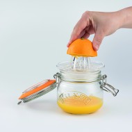 Kilner Στίφτης Χειρός με Δοχείο  Αποθήκευσης Γυάλινο με Αεροστεγές Κλείσιμο 0,5L 21×15 εκ Kilner Στίφτης Χειρός με Δοχείο  Αποθήκευσης Γυάλινο με Αεροστεγές Κλείσιμο 0,5L 21×15 εκ